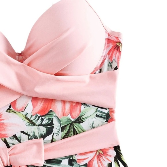 White Reef - Floral Bow Front Swimsuit - Picture 5 of 7